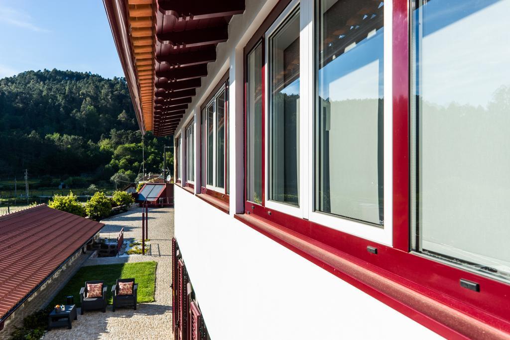 Quinta Do Cerqueiral Villa อาร์กอสเดวัลเดเวซ ภายนอก รูปภาพ